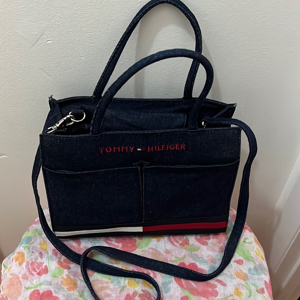 Brand New Women Tommy Hilfiger Bag